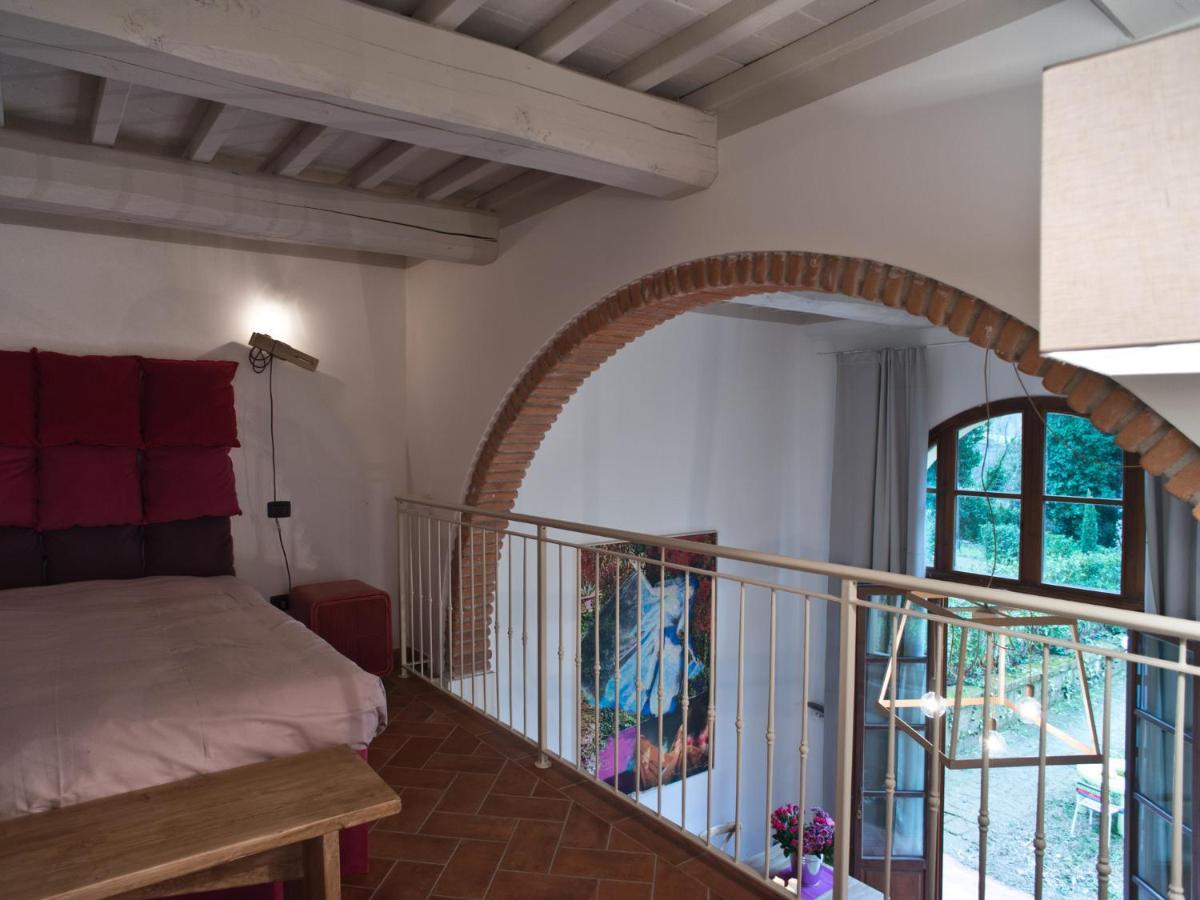 San Ruffino Apartments Lari Екстериор снимка