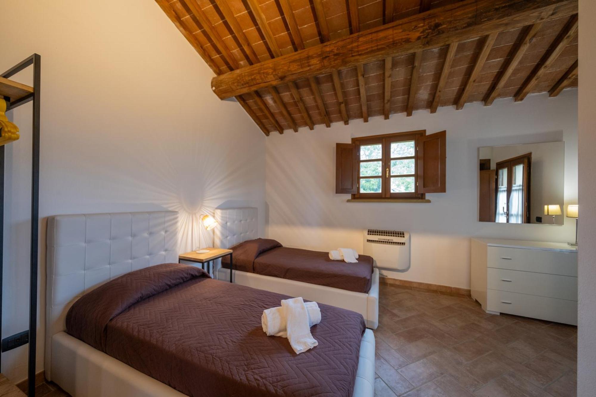 San Ruffino Apartments Lari Екстериор снимка