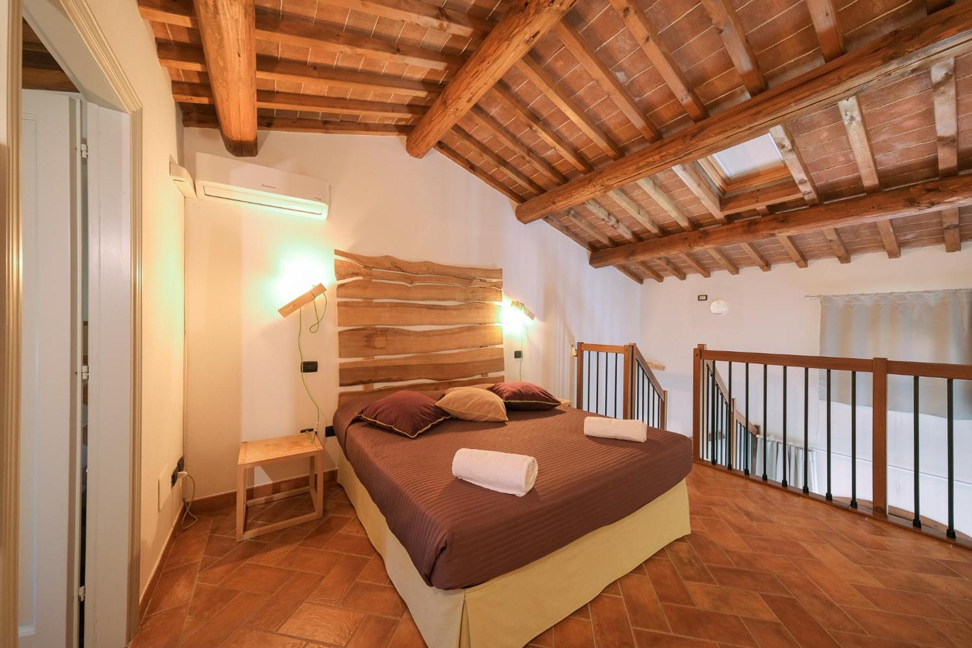 San Ruffino Apartments Lari Екстериор снимка