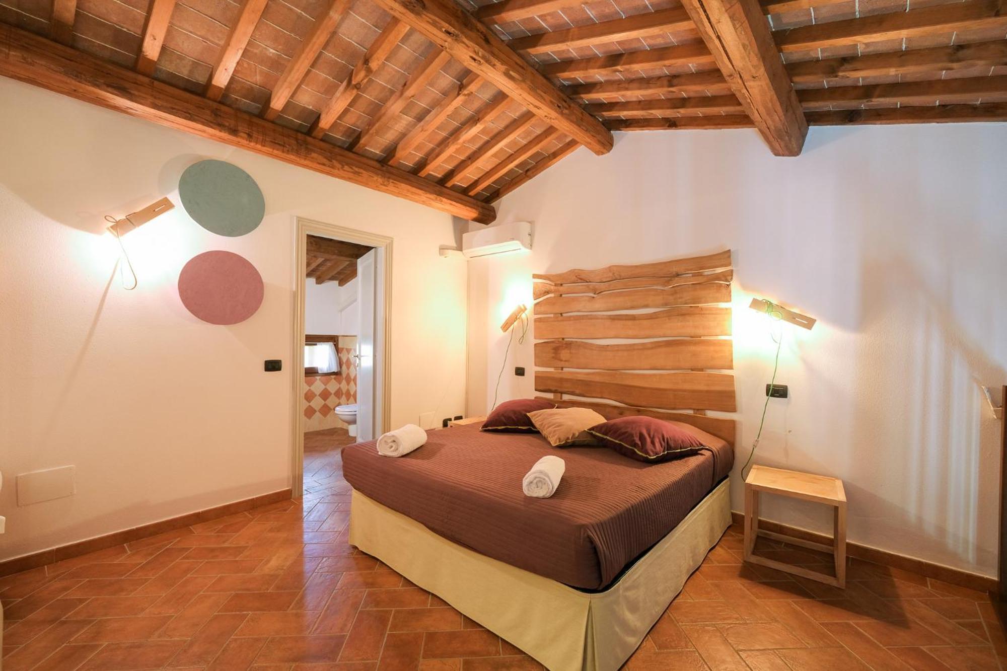 San Ruffino Apartments Lari Екстериор снимка