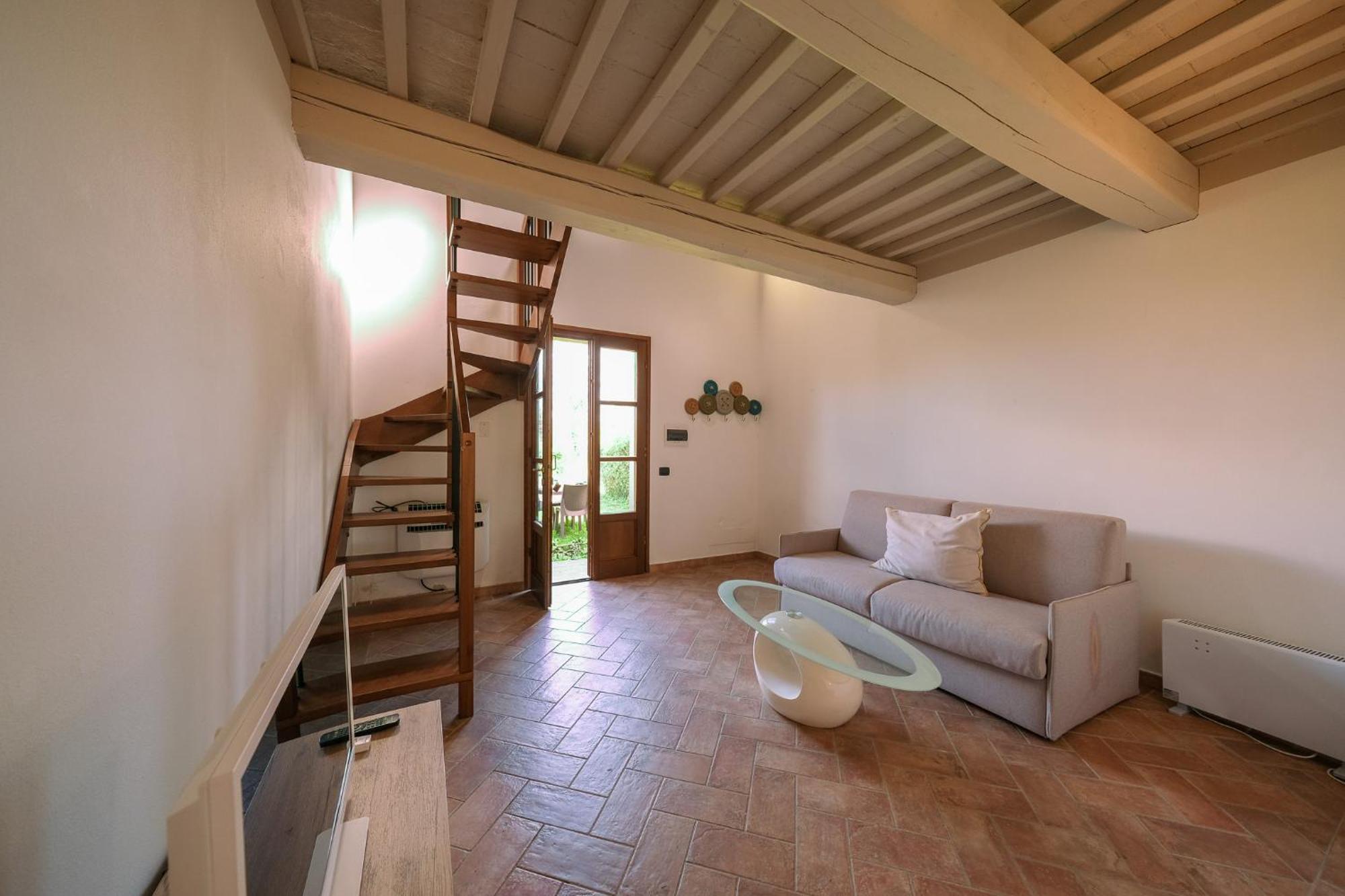 San Ruffino Apartments Lari Екстериор снимка