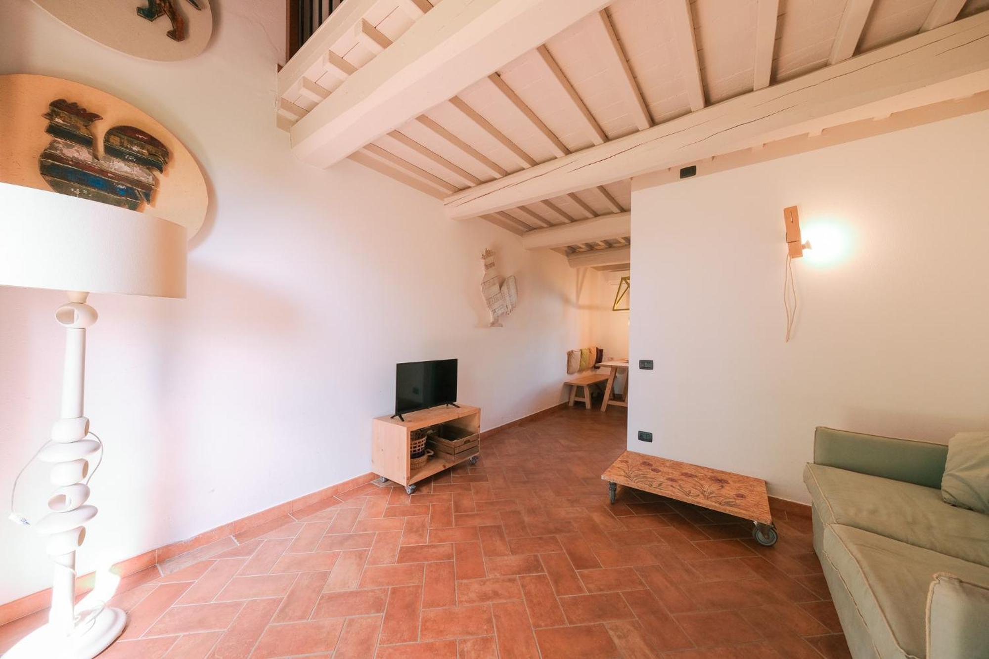 San Ruffino Apartments Lari Екстериор снимка