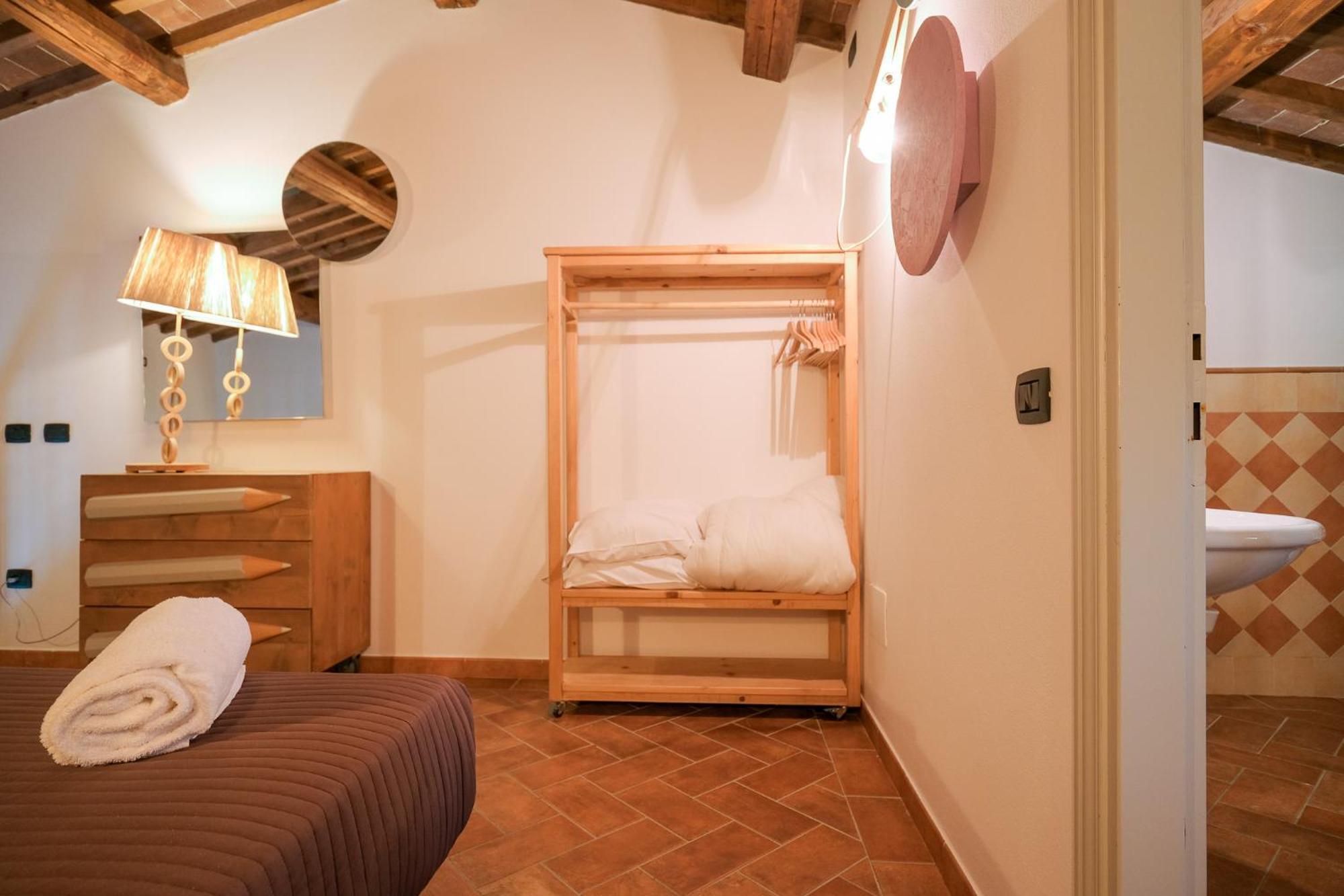 San Ruffino Apartments Lari Екстериор снимка