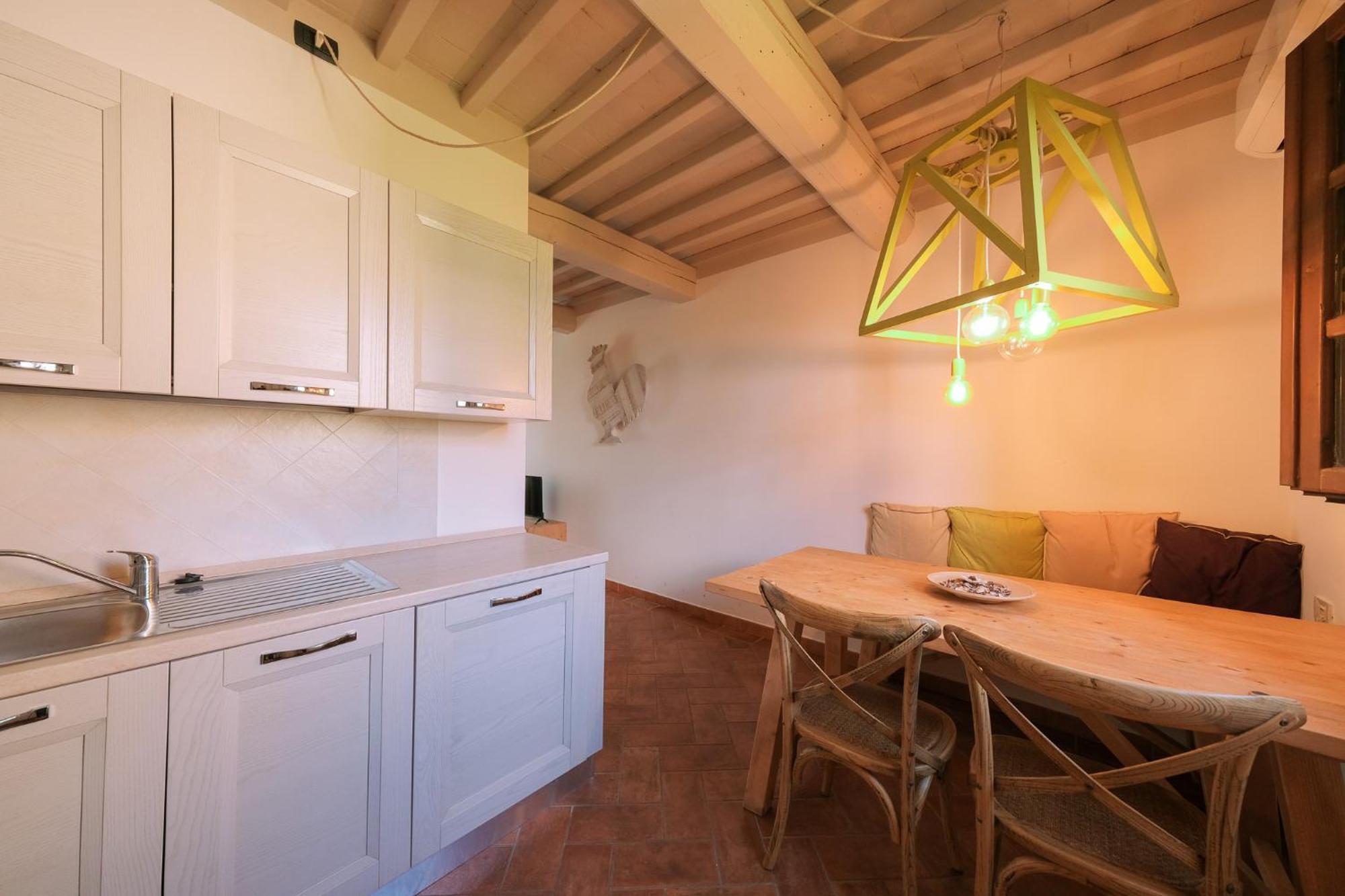 San Ruffino Apartments Lari Екстериор снимка
