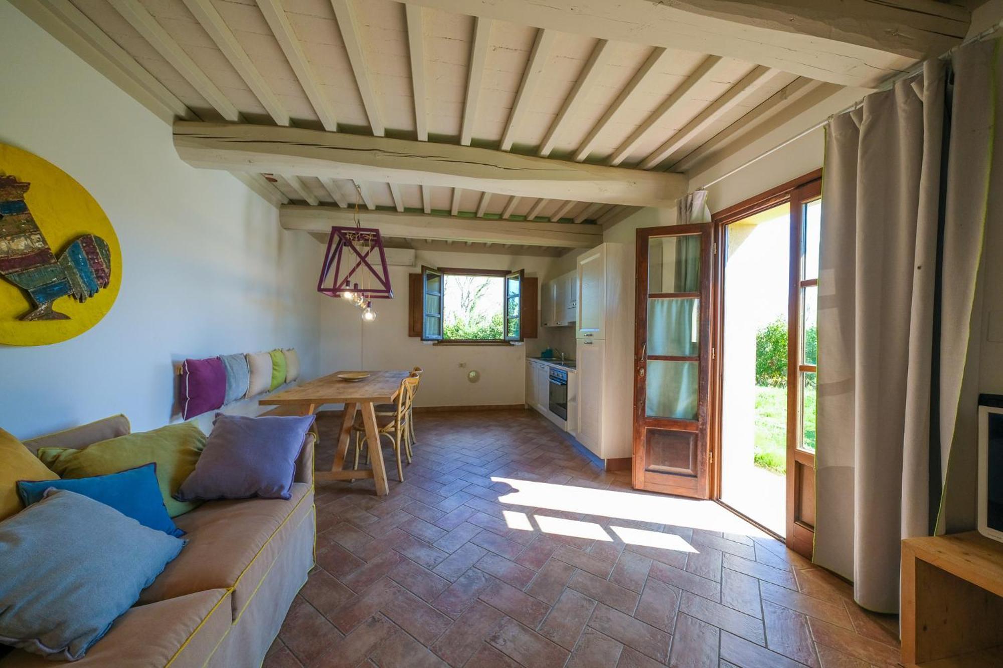 San Ruffino Apartments Lari Екстериор снимка